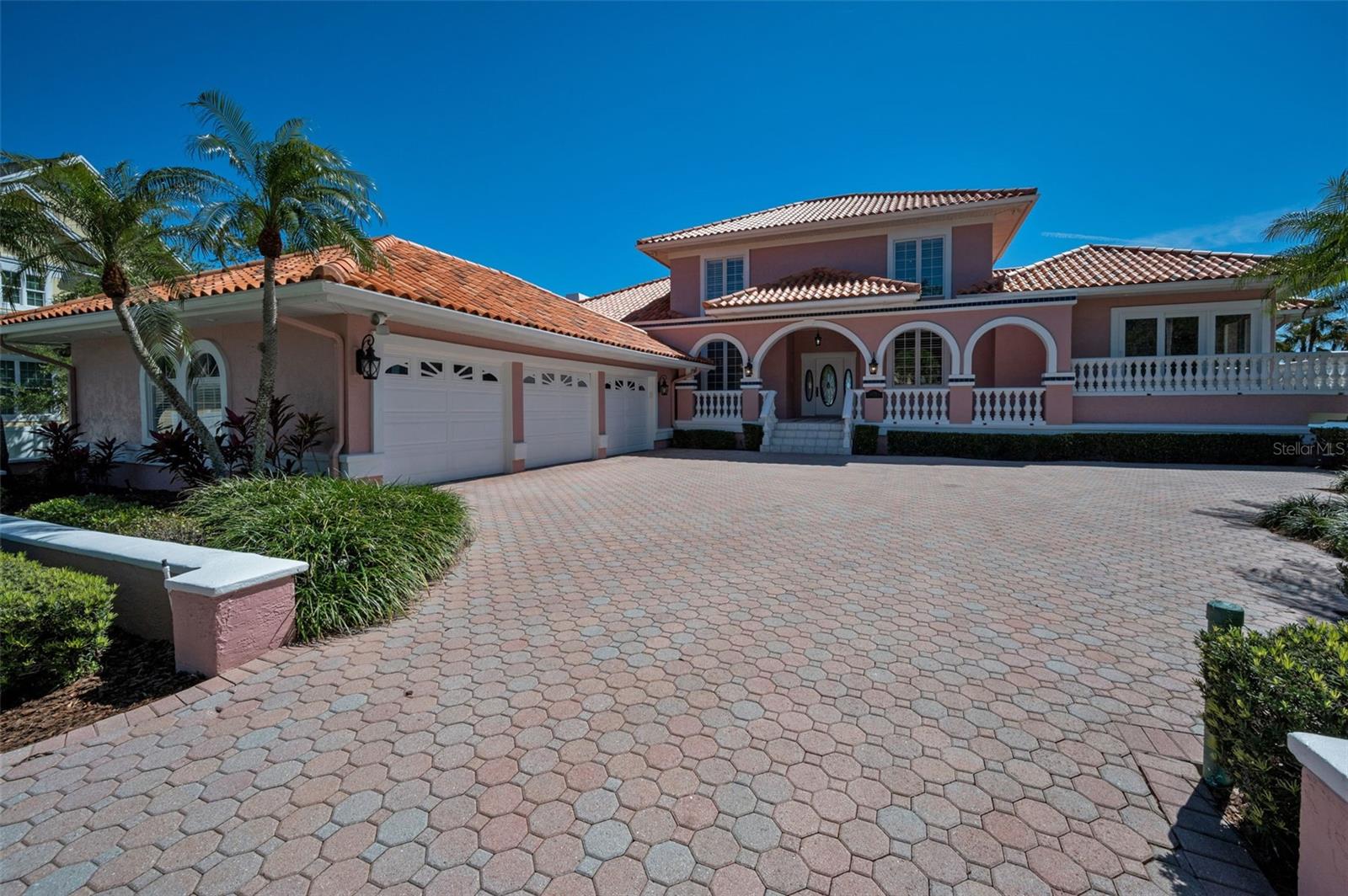 BRAESIDE PLACE - Residential