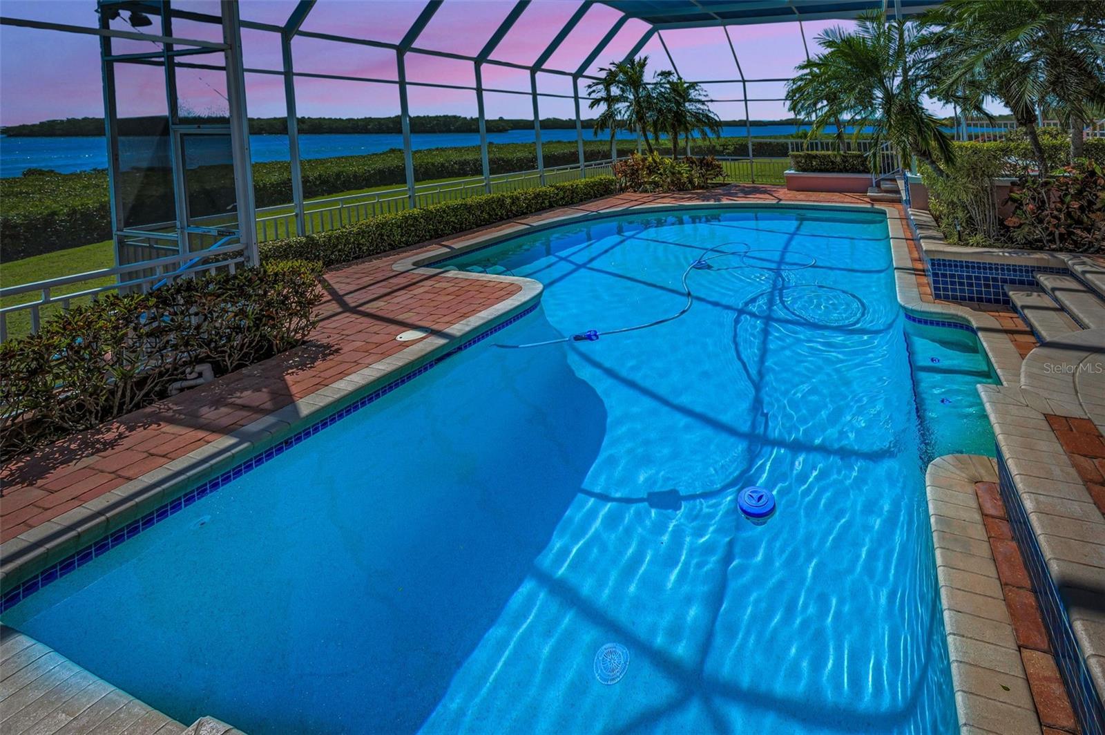 BRAESIDE PLACE - Residential