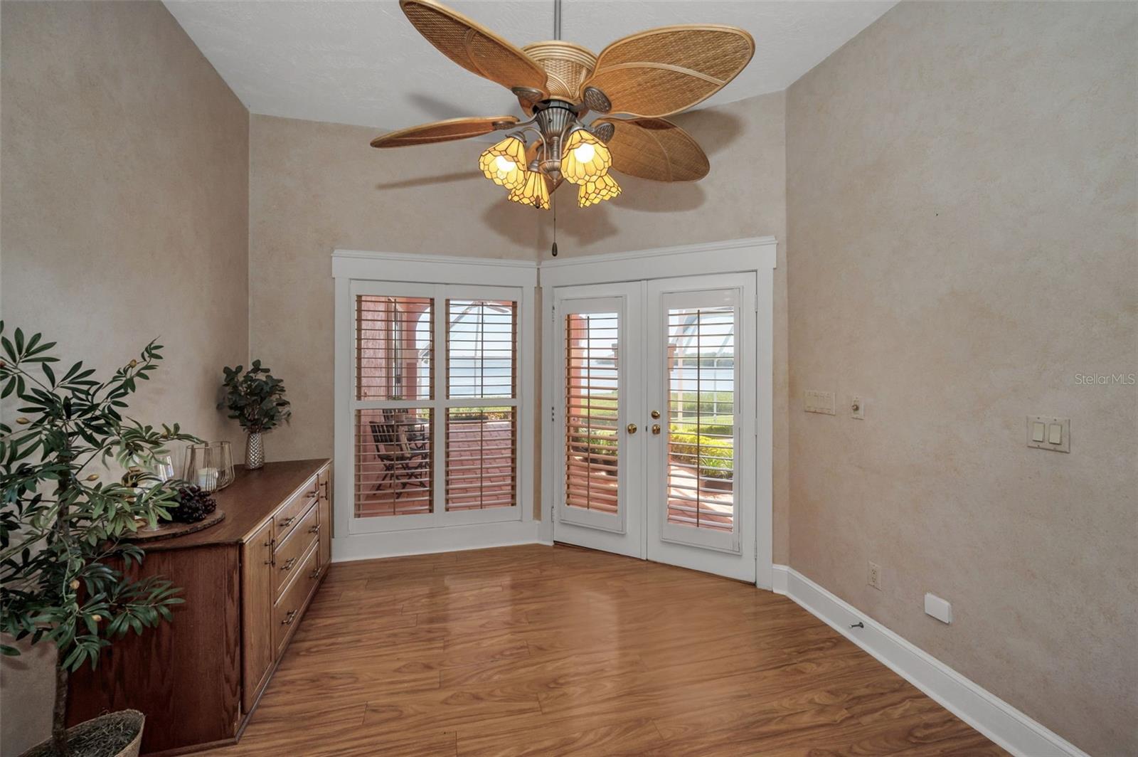 BRAESIDE PLACE - Residential