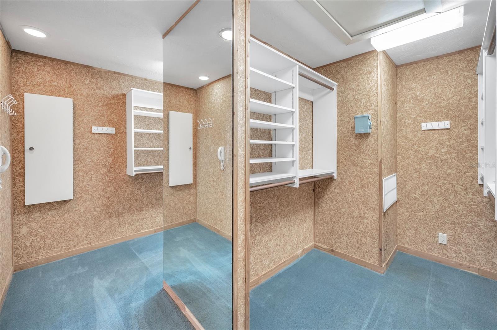 BRAESIDE PLACE - Residential