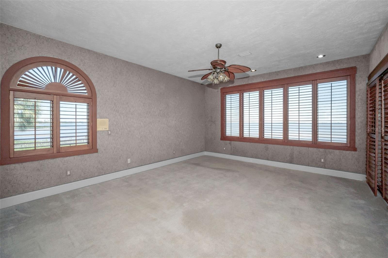 BRAESIDE PLACE - Residential