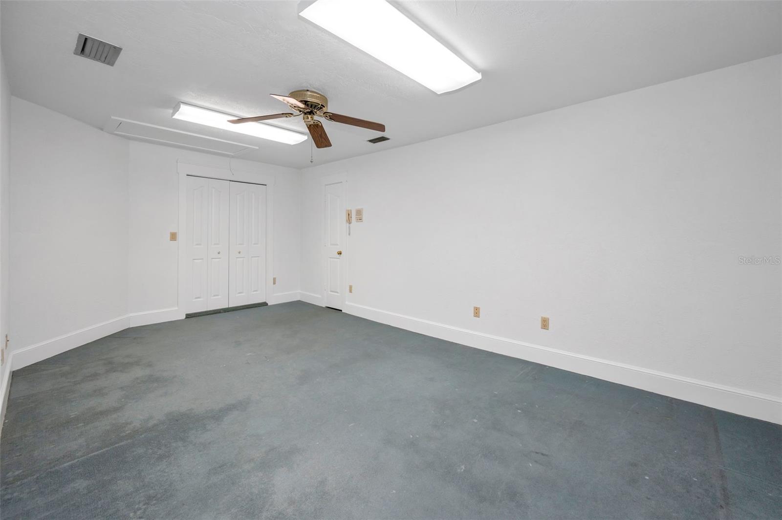 BRAESIDE PLACE - Residential