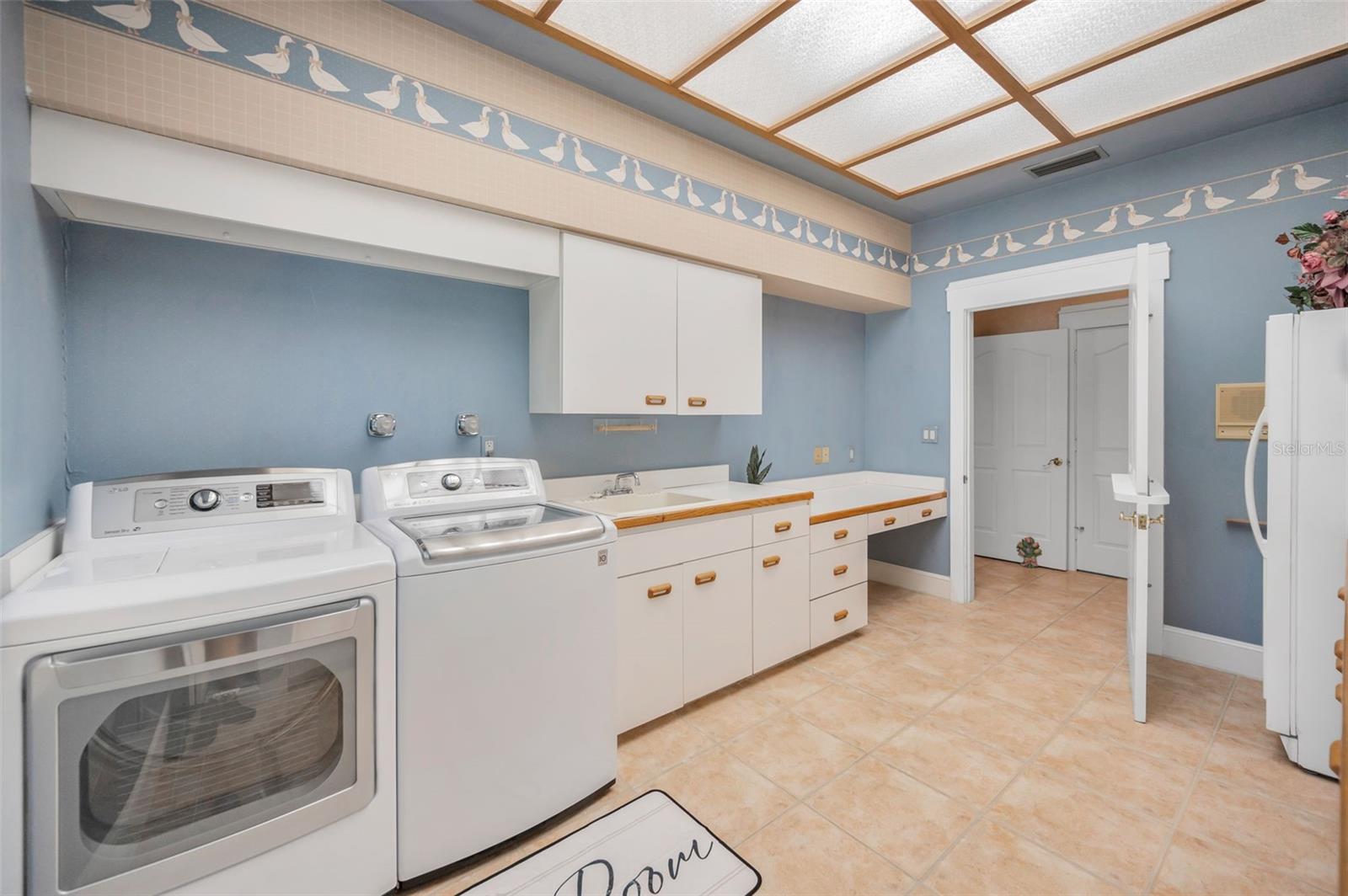 BRAESIDE PLACE - Residential