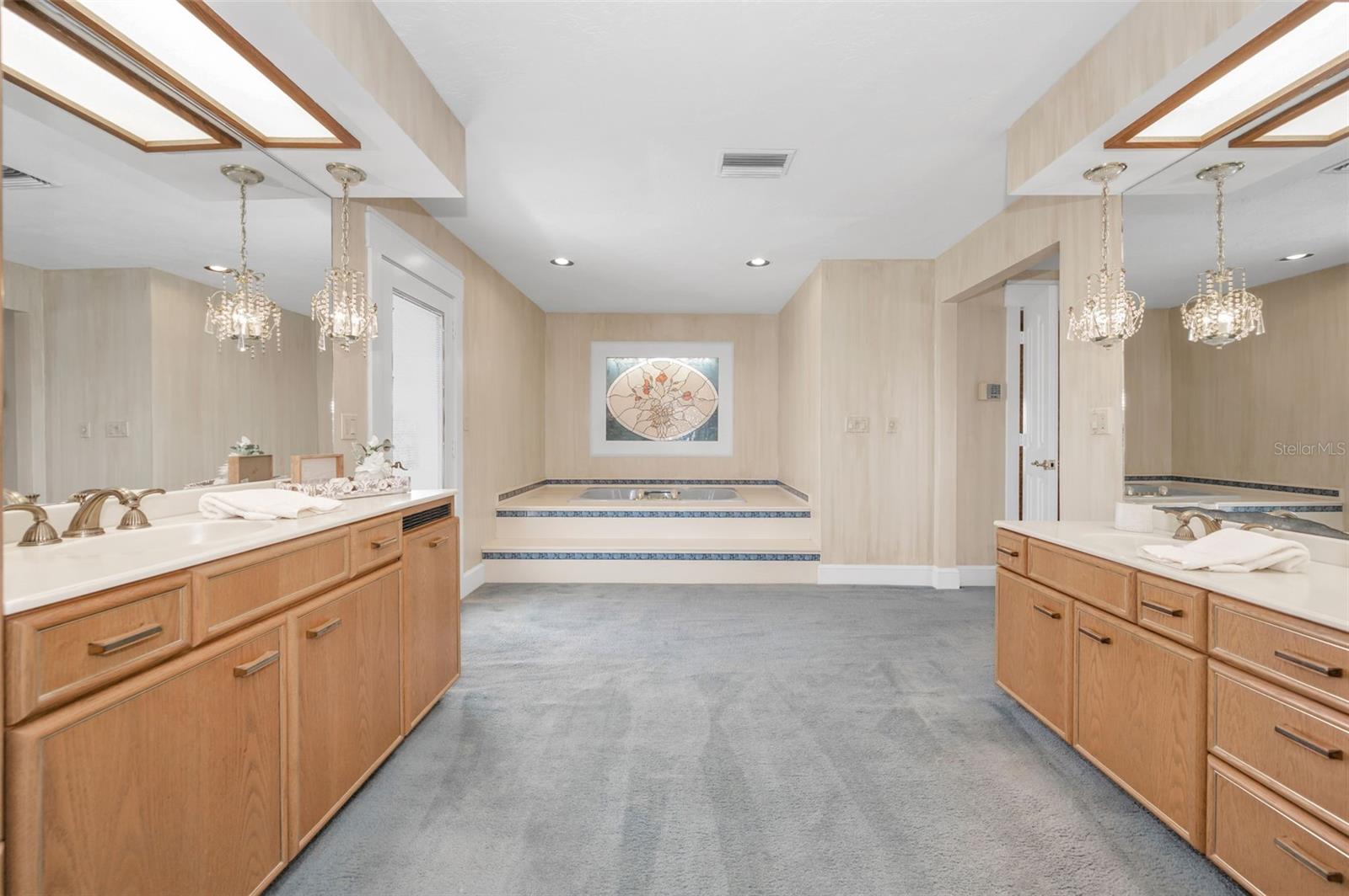 BRAESIDE PLACE - Residential