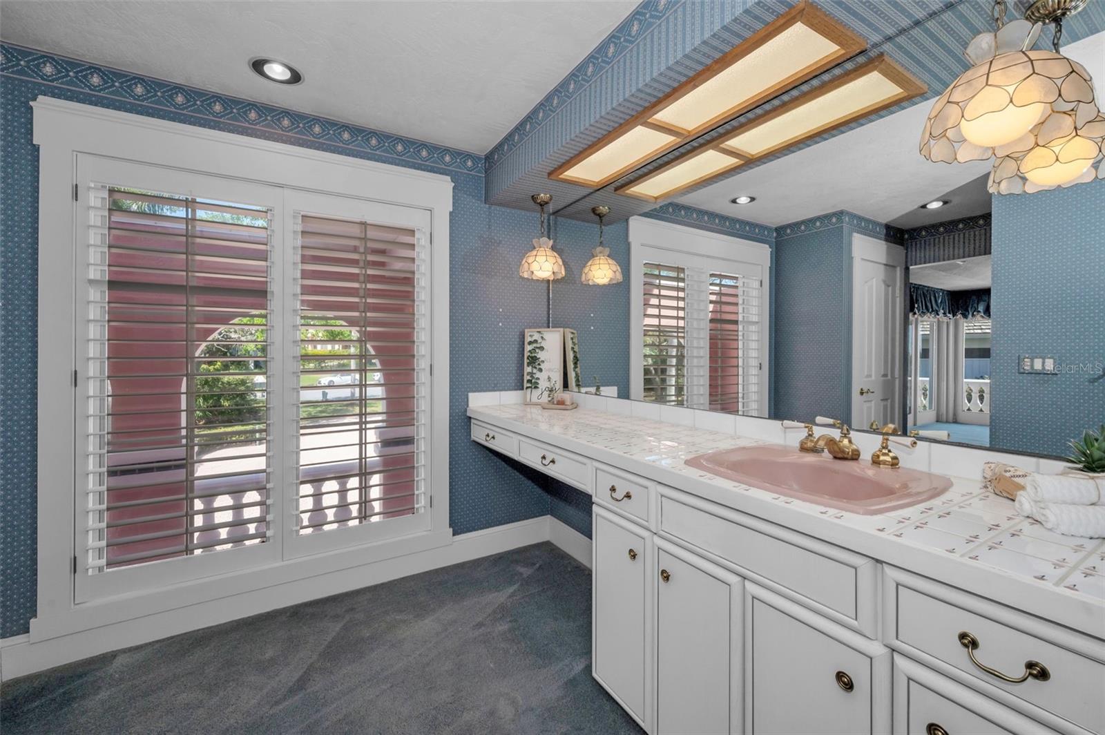 BRAESIDE PLACE - Residential