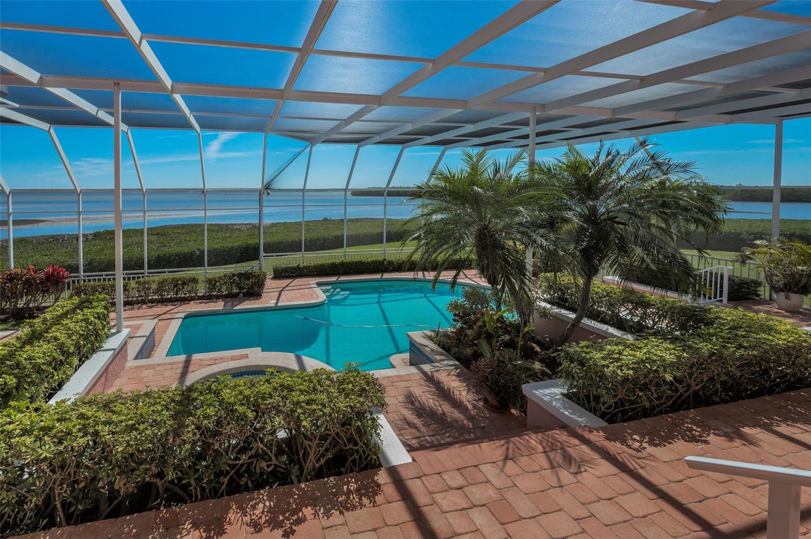 BRAESIDE PLACE - Residential