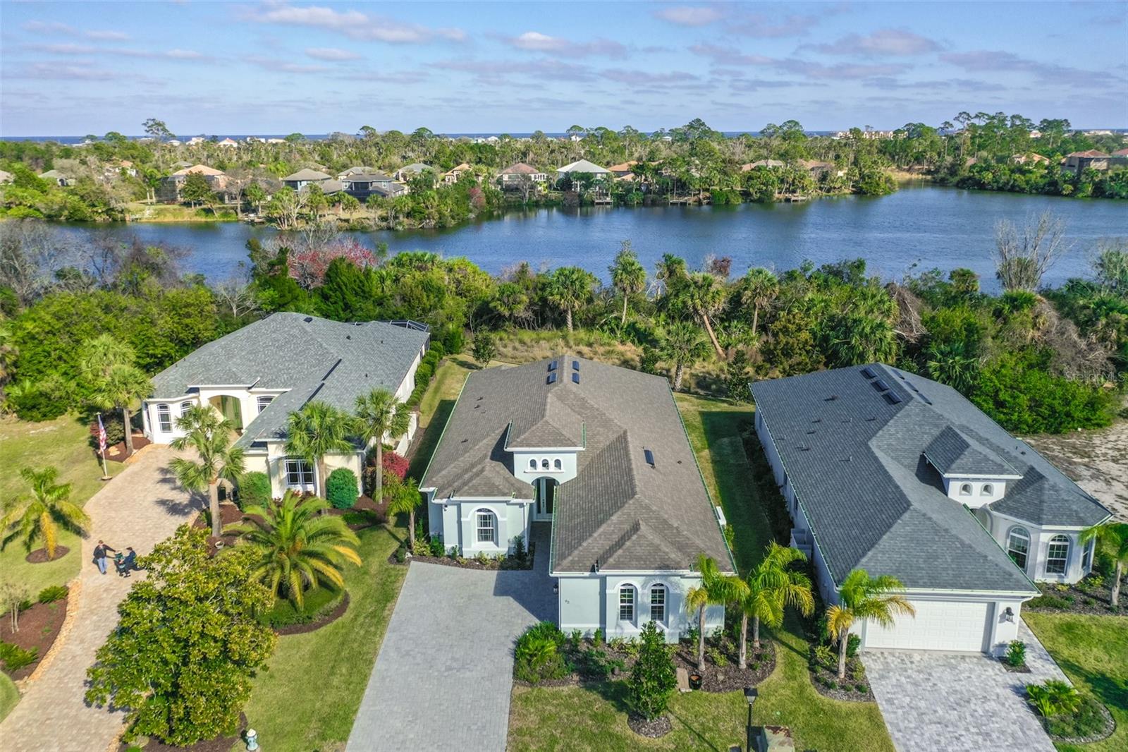 82 N LAKEWALK DRIVE