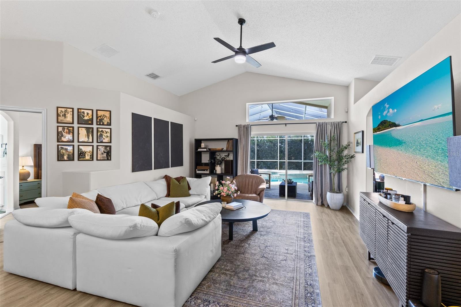 HEATHER HILL PH 01 - Residential