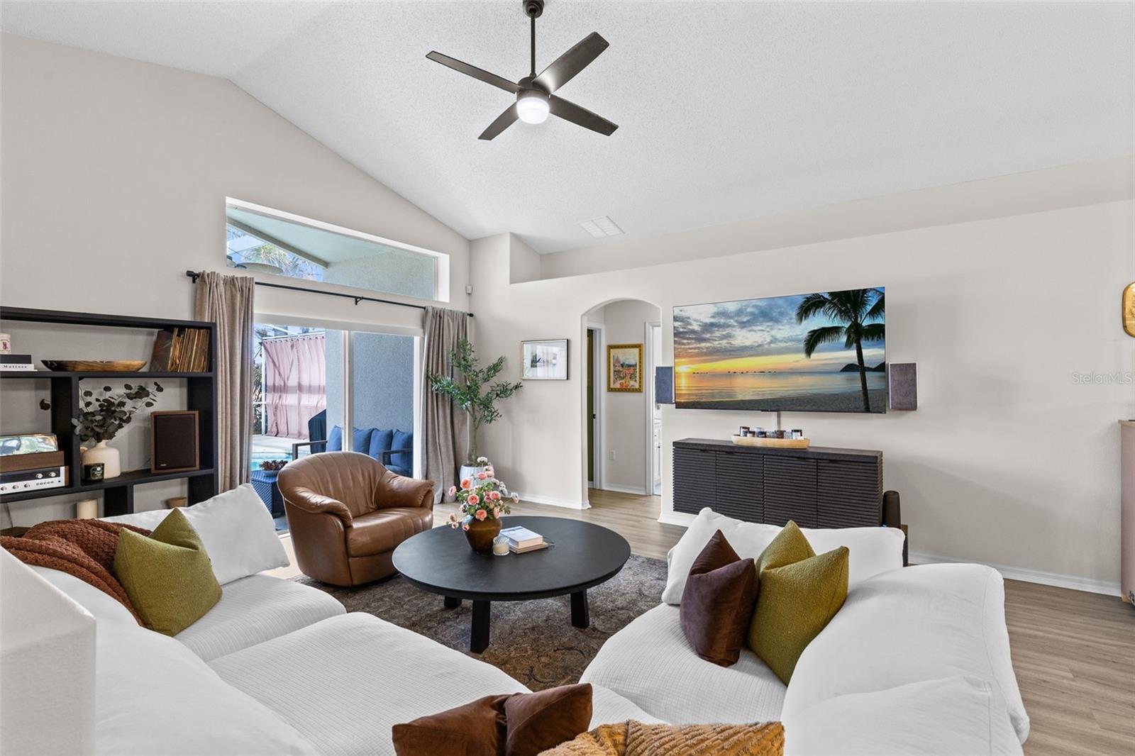 HEATHER HILL PH 01 - Residential