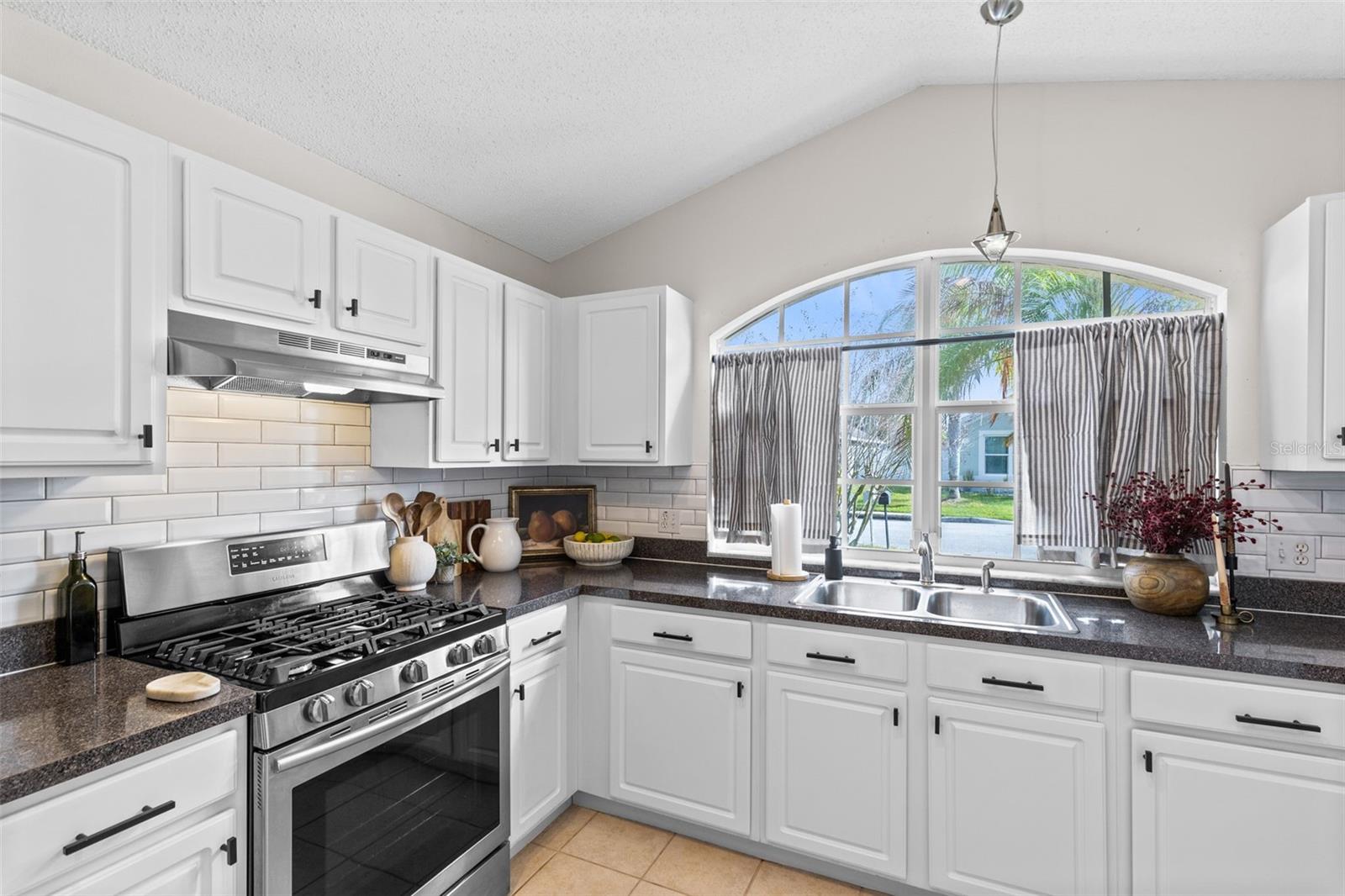 HEATHER HILL PH 01 - Residential