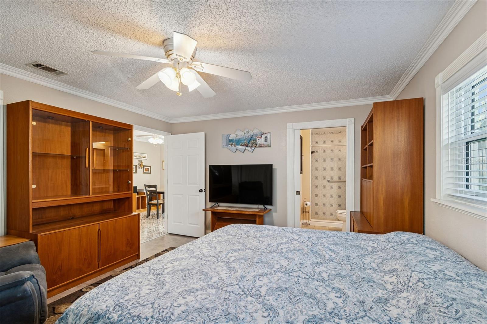 HIDDEN LAKE - Residential