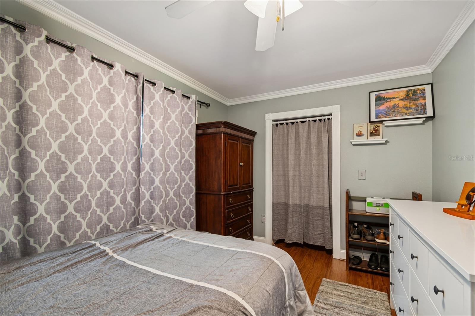 HIDDEN LAKE - Residential