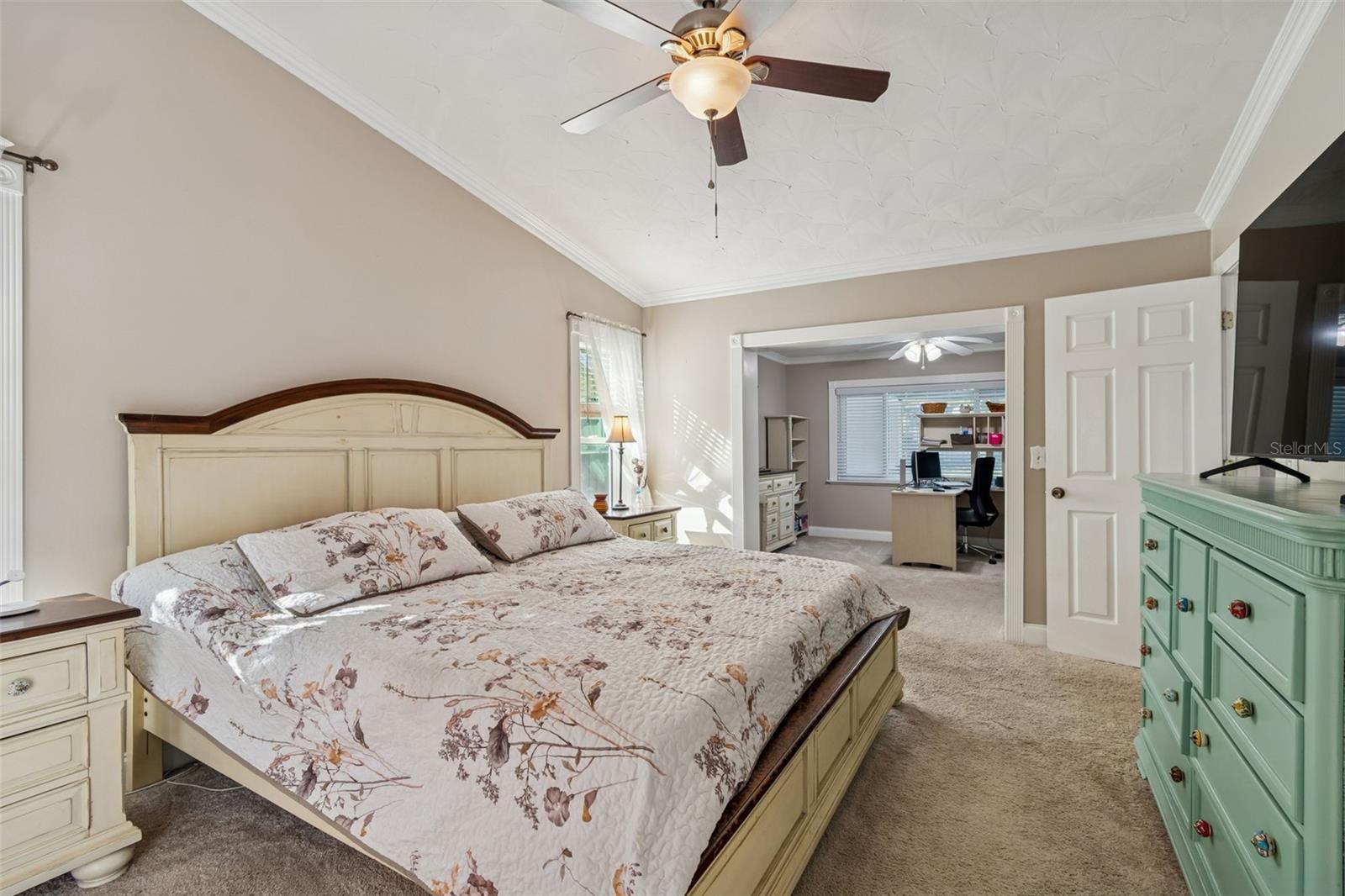 HIDDEN LAKE - Residential