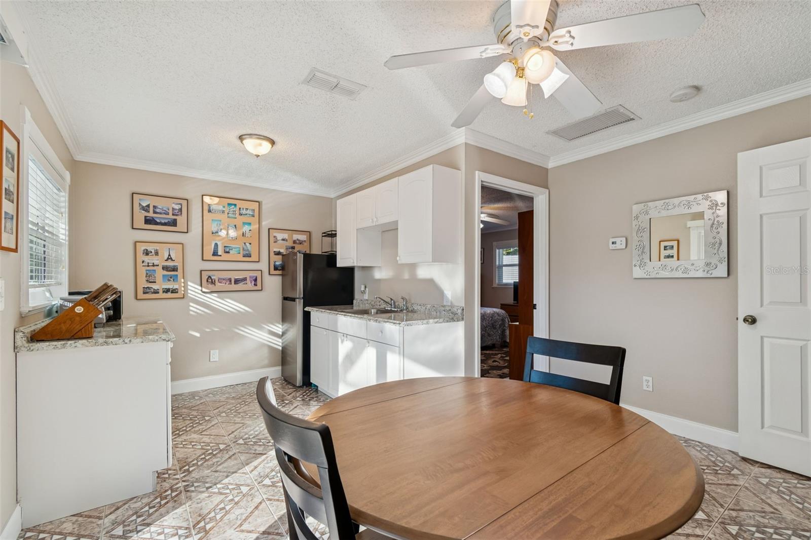 HIDDEN LAKE - Residential