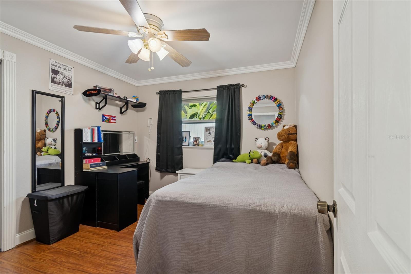 HIDDEN LAKE - Residential