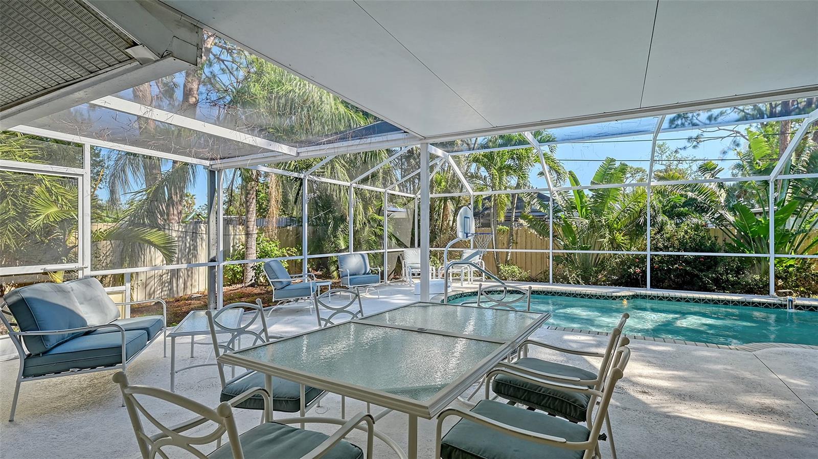 SUN HAVEN UNIT 3 - Residential Lease