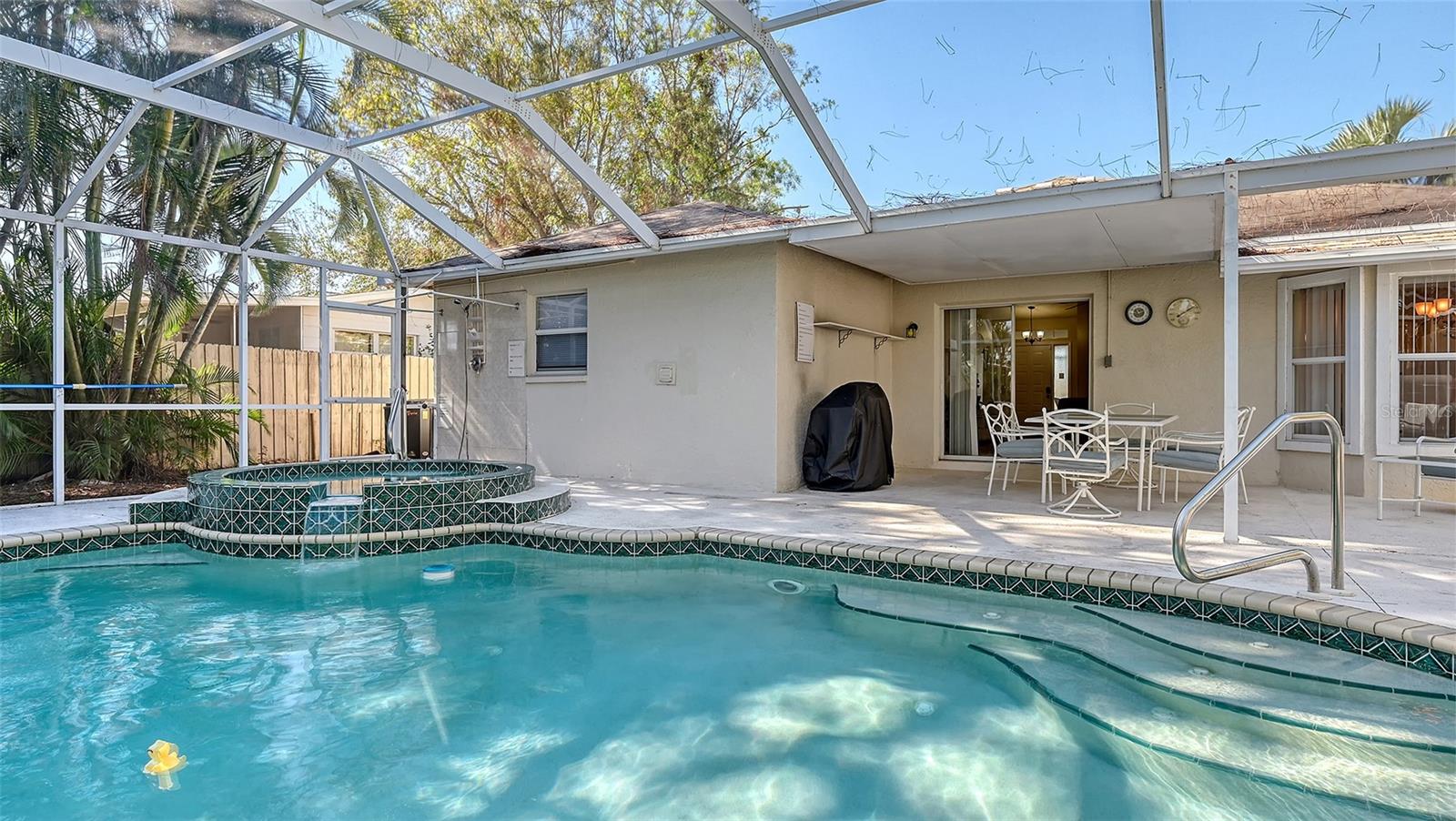 SUN HAVEN UNIT 3 - Residential Lease