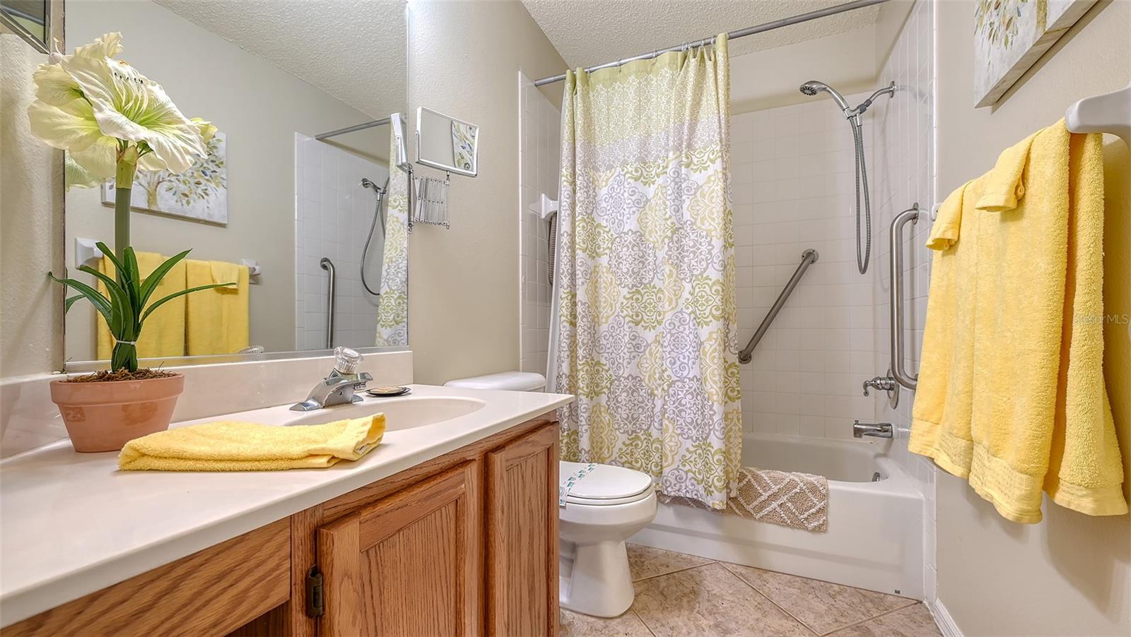 SUN HAVEN UNIT 3 - Residential Lease