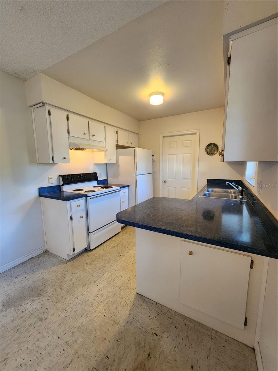 TA PRCL 41 IN SW1/4 SW1/4 SW1/4 - Residential