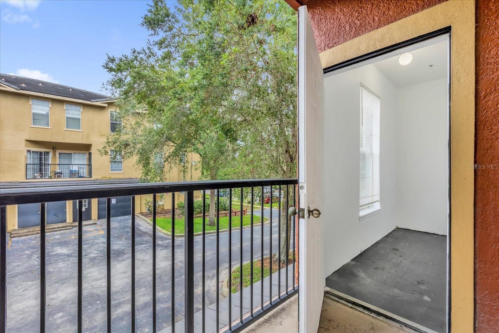 NOTTING HILL A CONDO - Residential