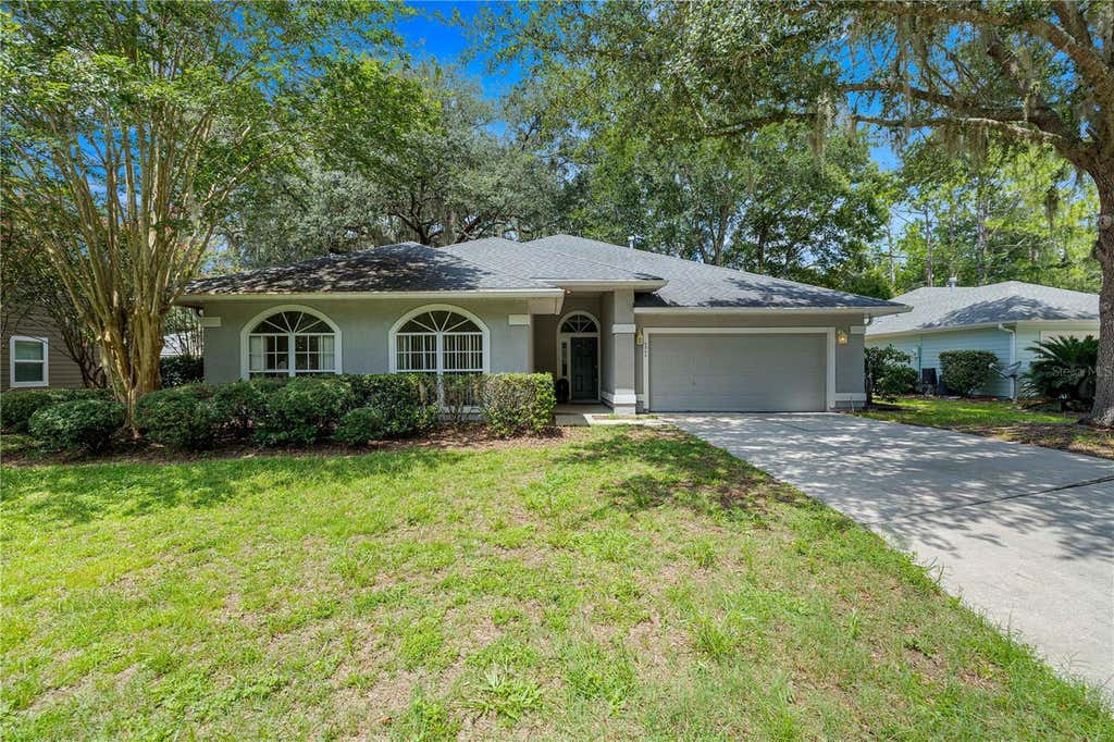 Photo of 4304 NW 34th Drive, Gainesville, FL 32605 (MLS # OM729948)