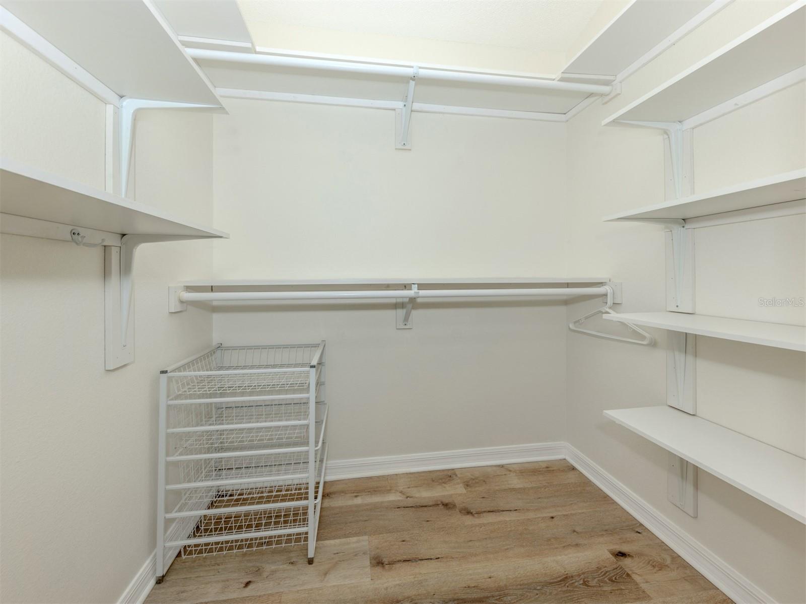 PALM VILLAS - Residential