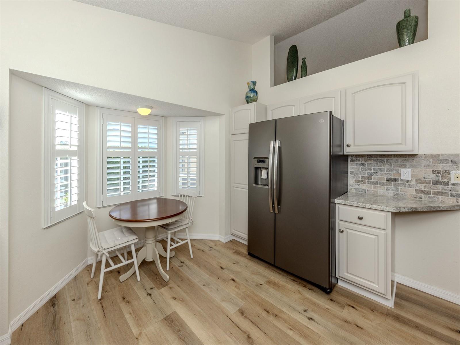 PALM VILLAS - Residential