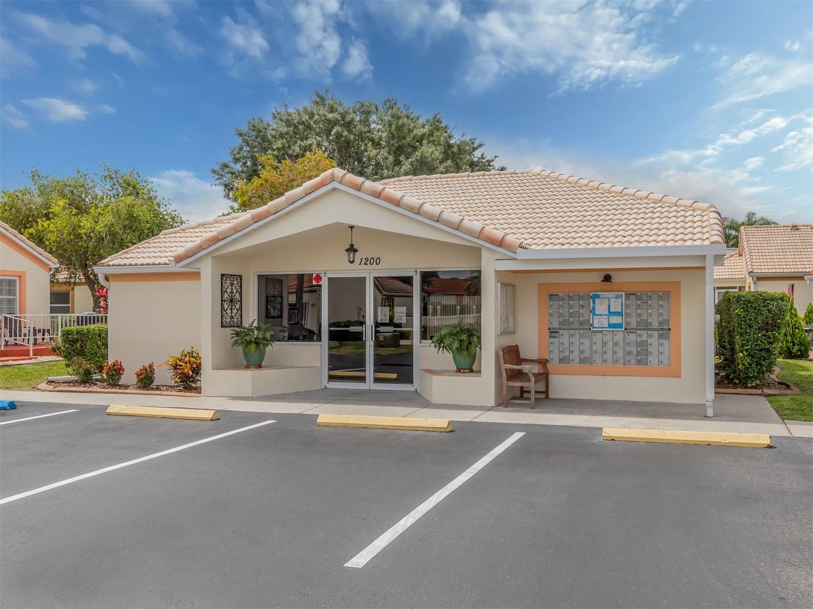 PALM VILLAS - Residential