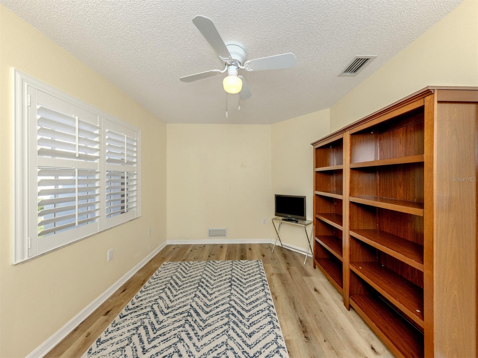 PALM VILLAS - Residential