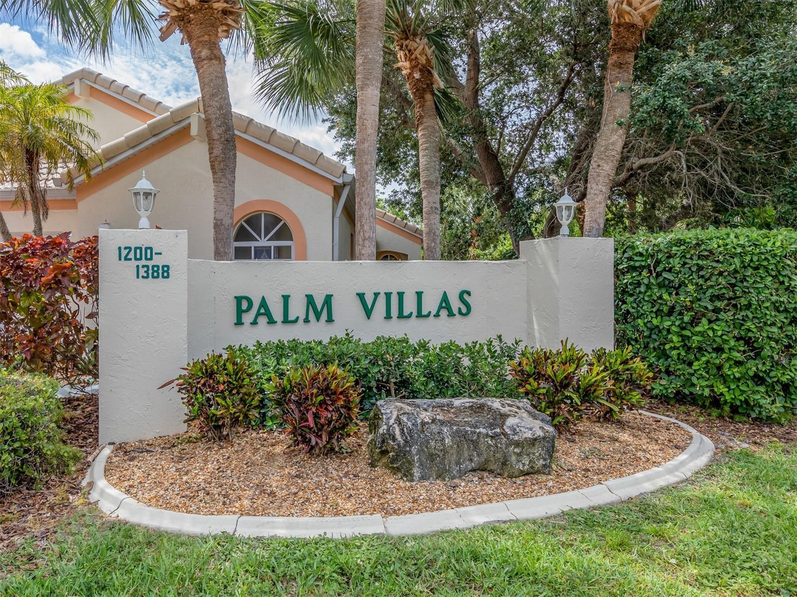 PALM VILLAS - Residential