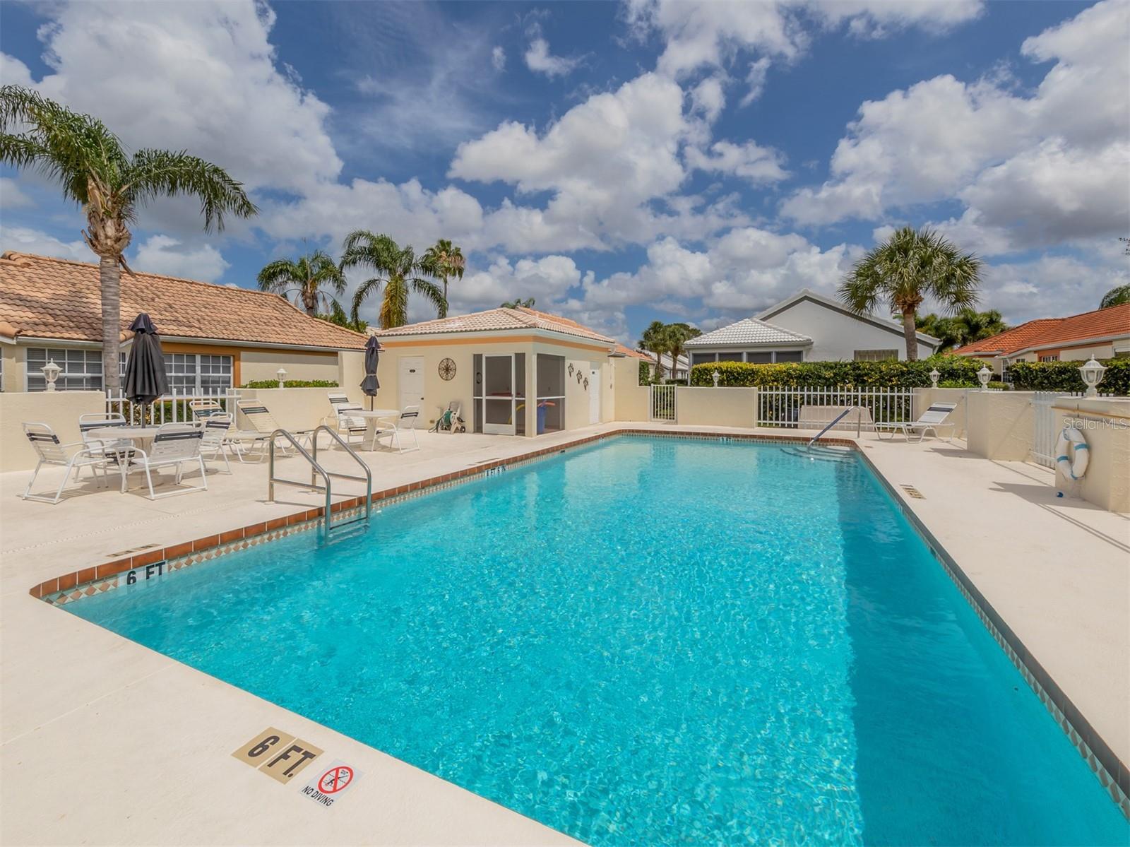 PALM VILLAS - Residential