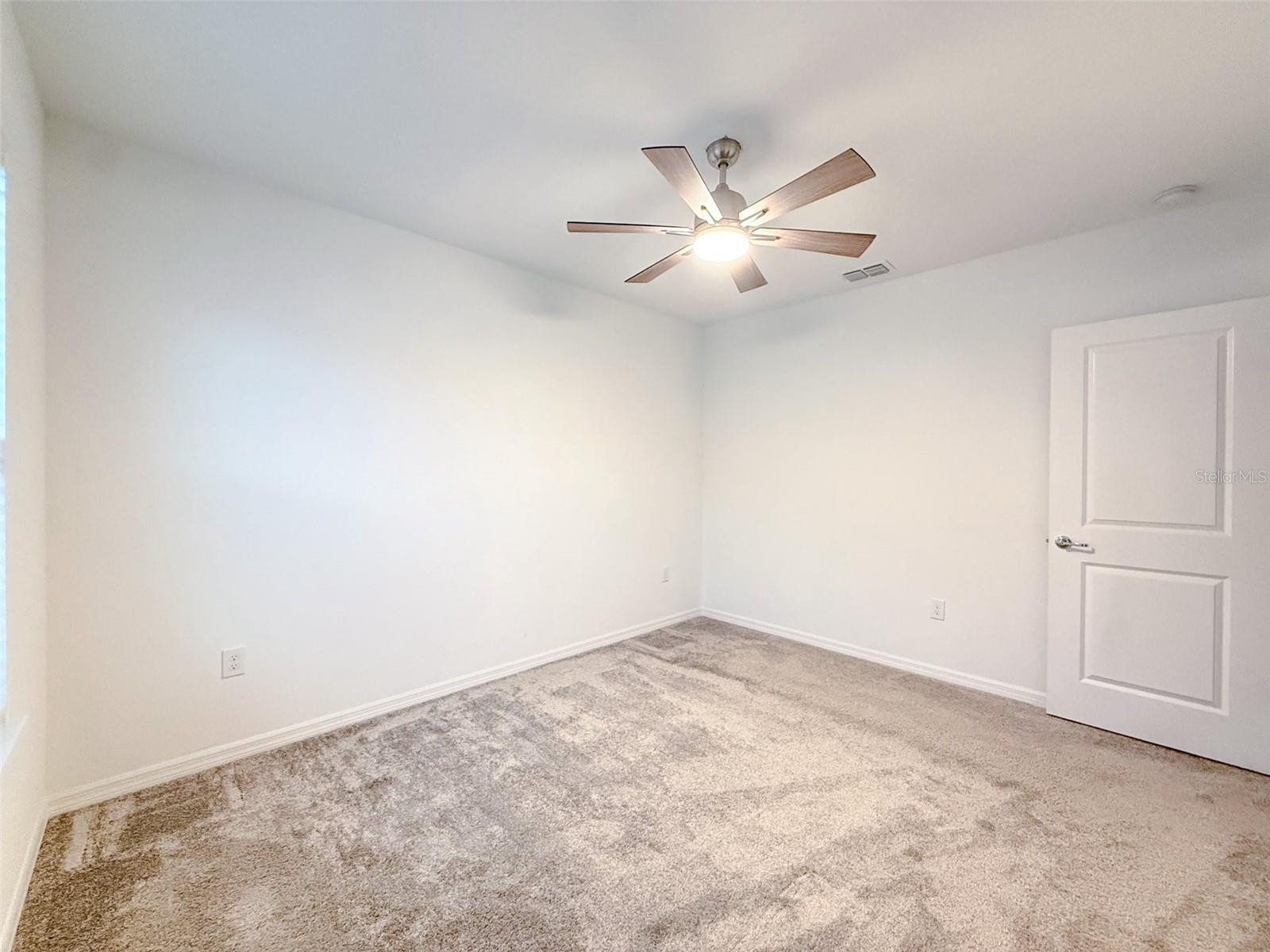 LAKE ALFRED PINES - Residential Lease