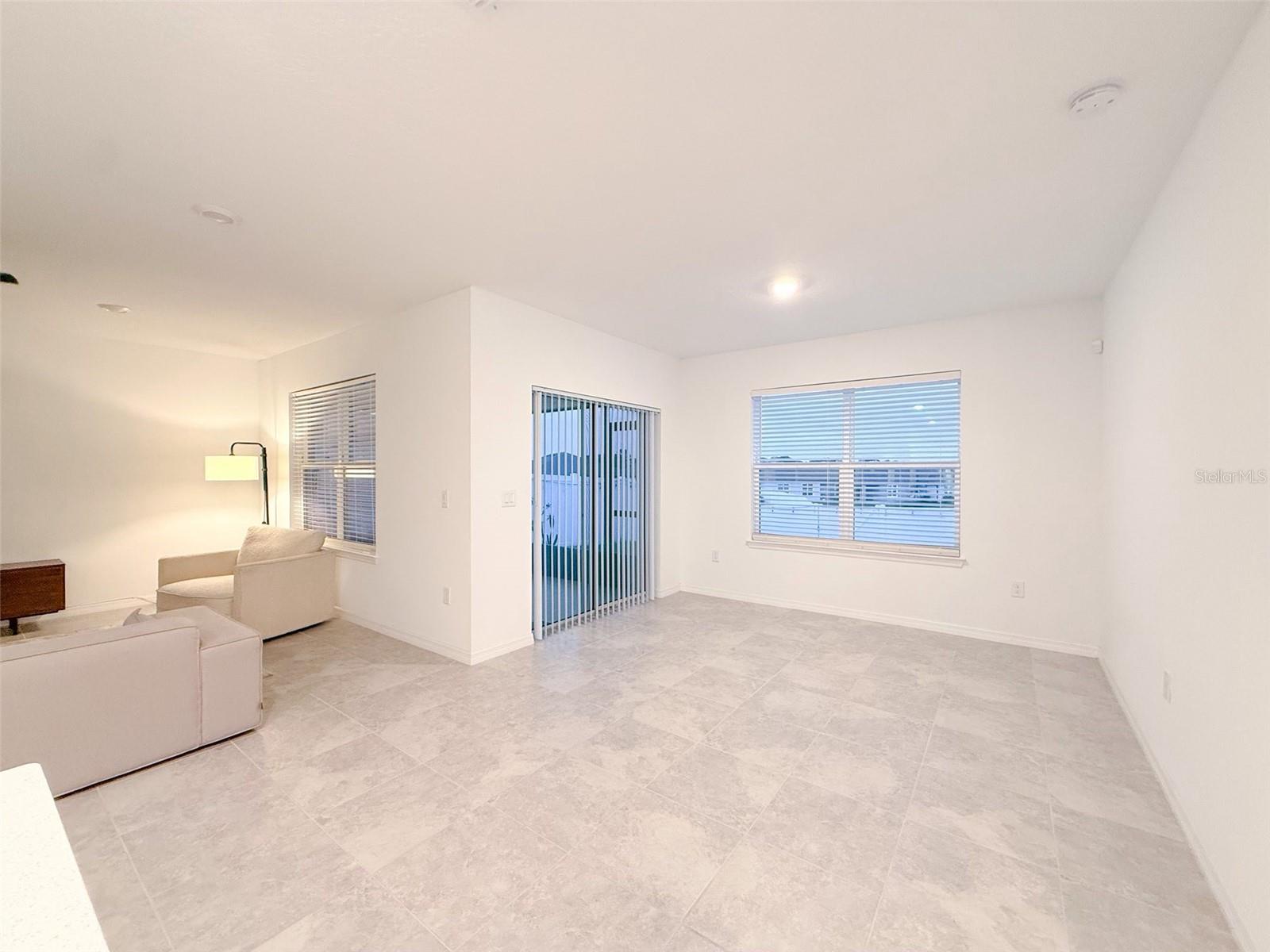 LAKE ALFRED PINES - Residential Lease