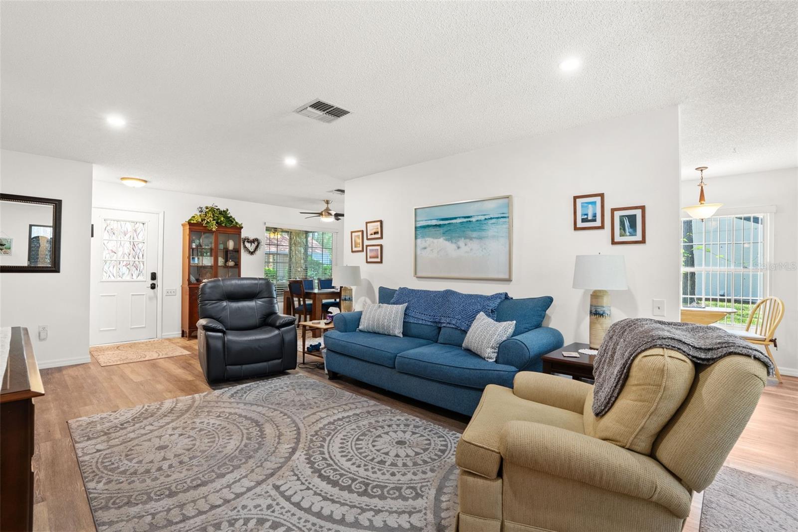 TMBR PINES PN GR VL - Residential Lease