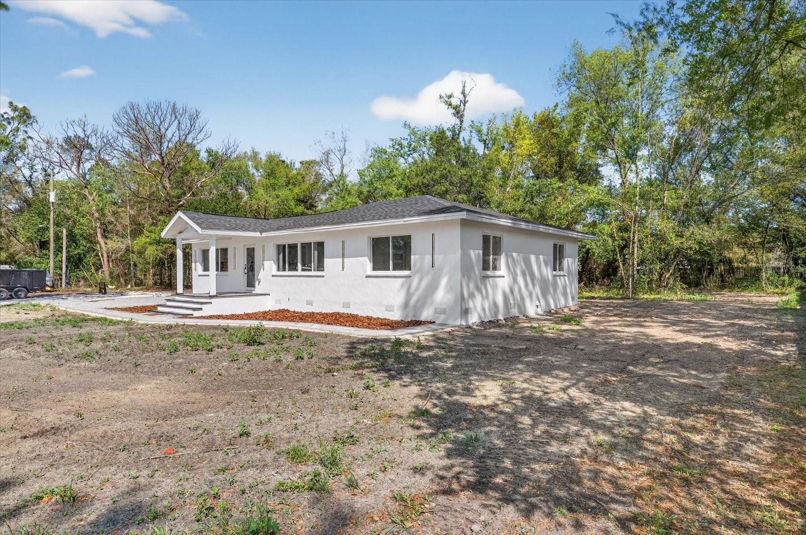 LEISURE HILLS - Residential