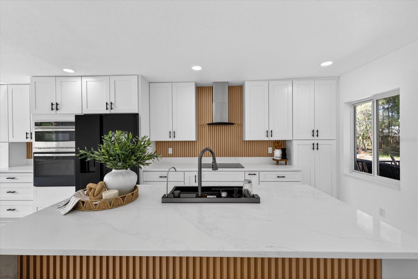 LEISURE HILLS - Residential