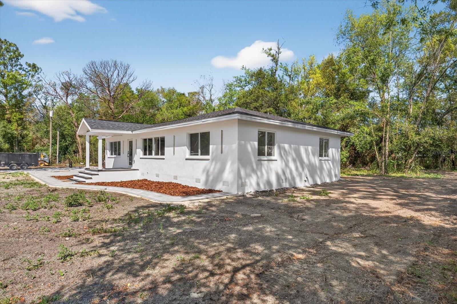 LEISURE HILLS - Residential