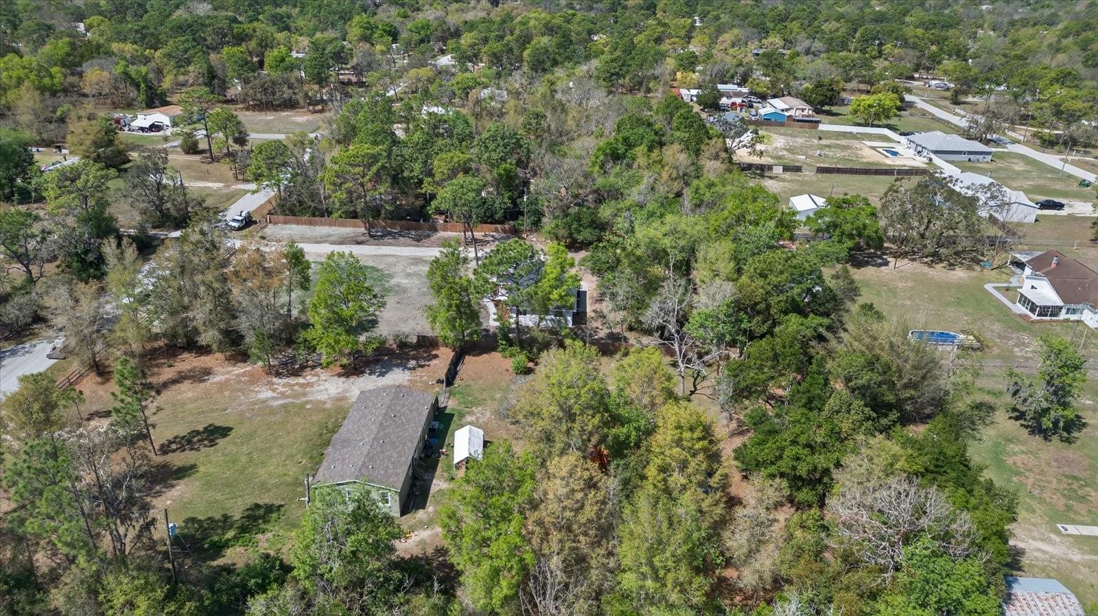 LEISURE HILLS - Residential