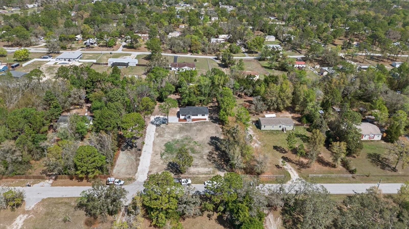 LEISURE HILLS - Residential