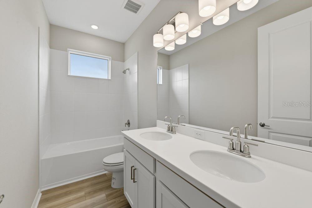 TIBURON - Residential