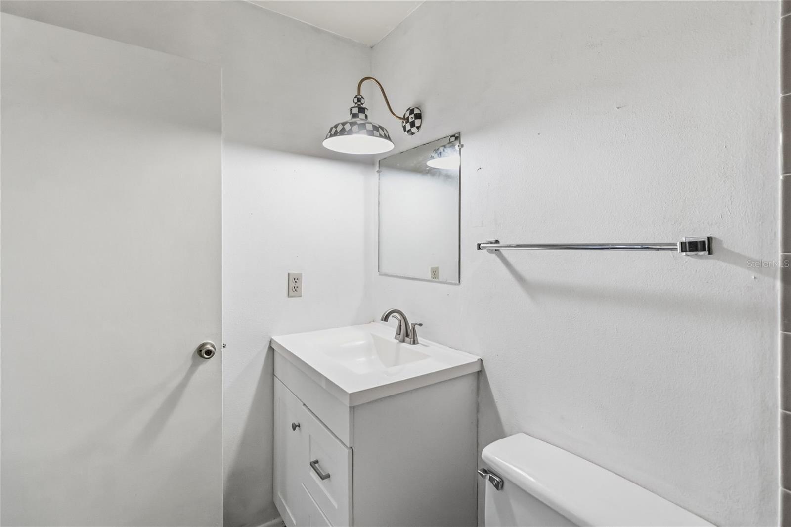 VILLAS OF LAKE MARY - Residential