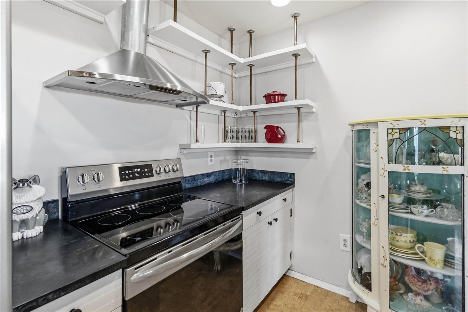 VILLAS OF LAKE MARY - Residential