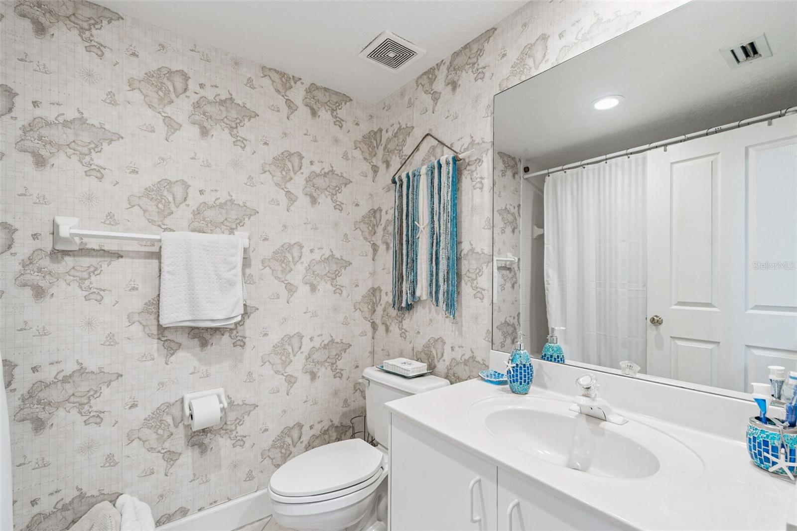 BACOPA BAY CONDO - Residential