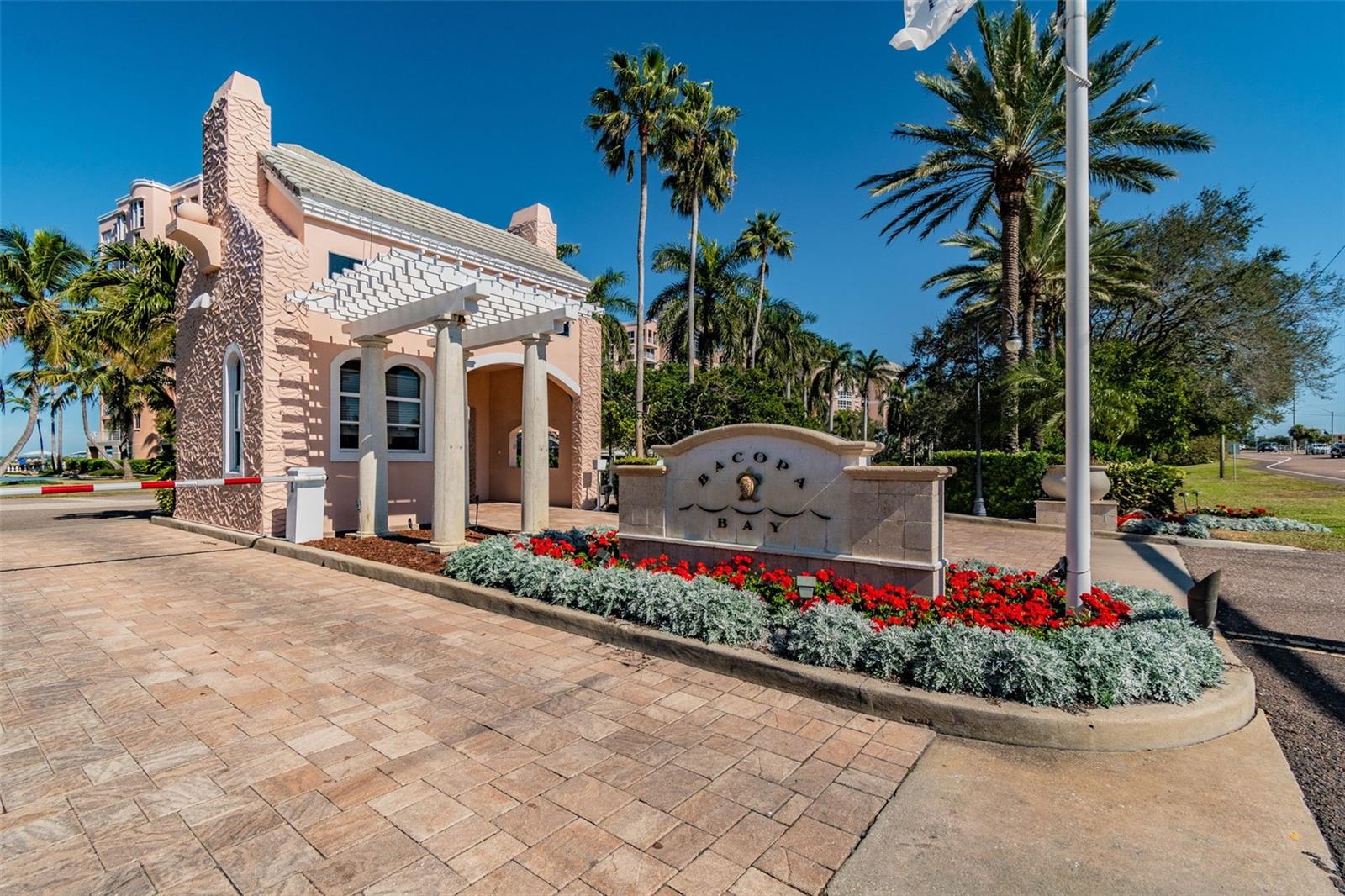 BACOPA BAY CONDO - Residential