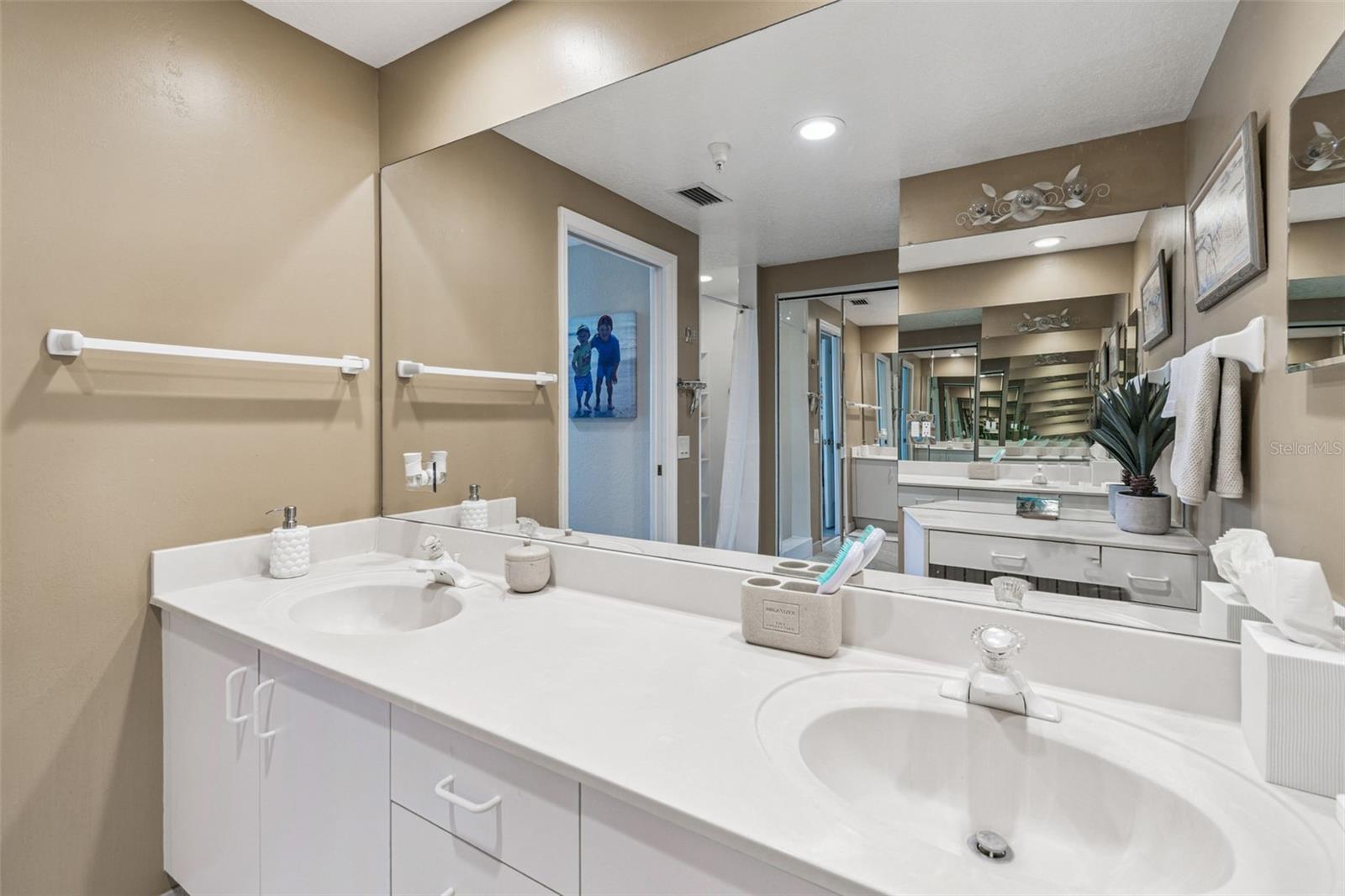 BACOPA BAY CONDO - Residential