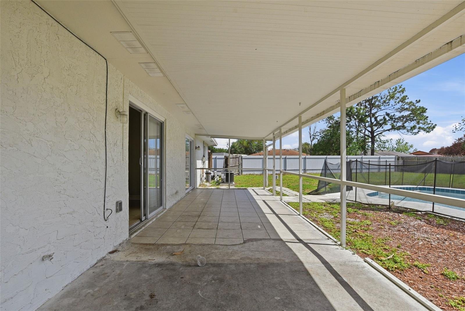 SOUTH POINTE - Residential