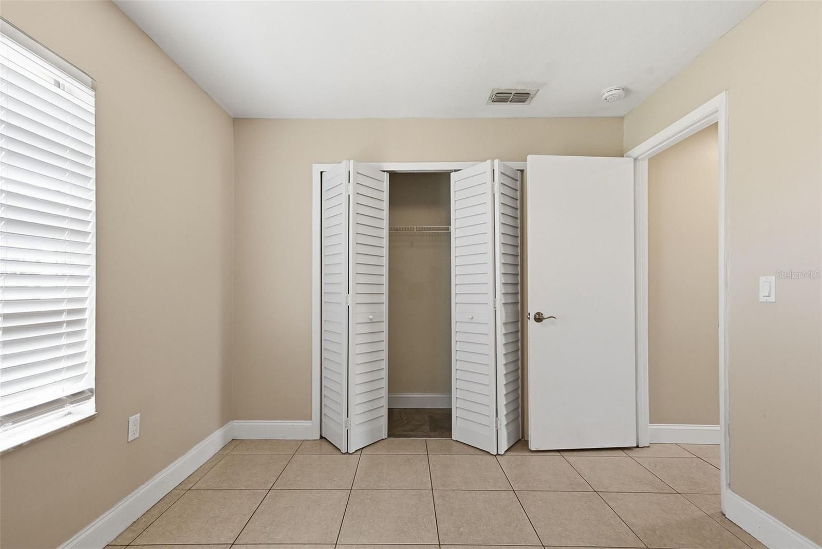 SOUTH POINTE - Residential