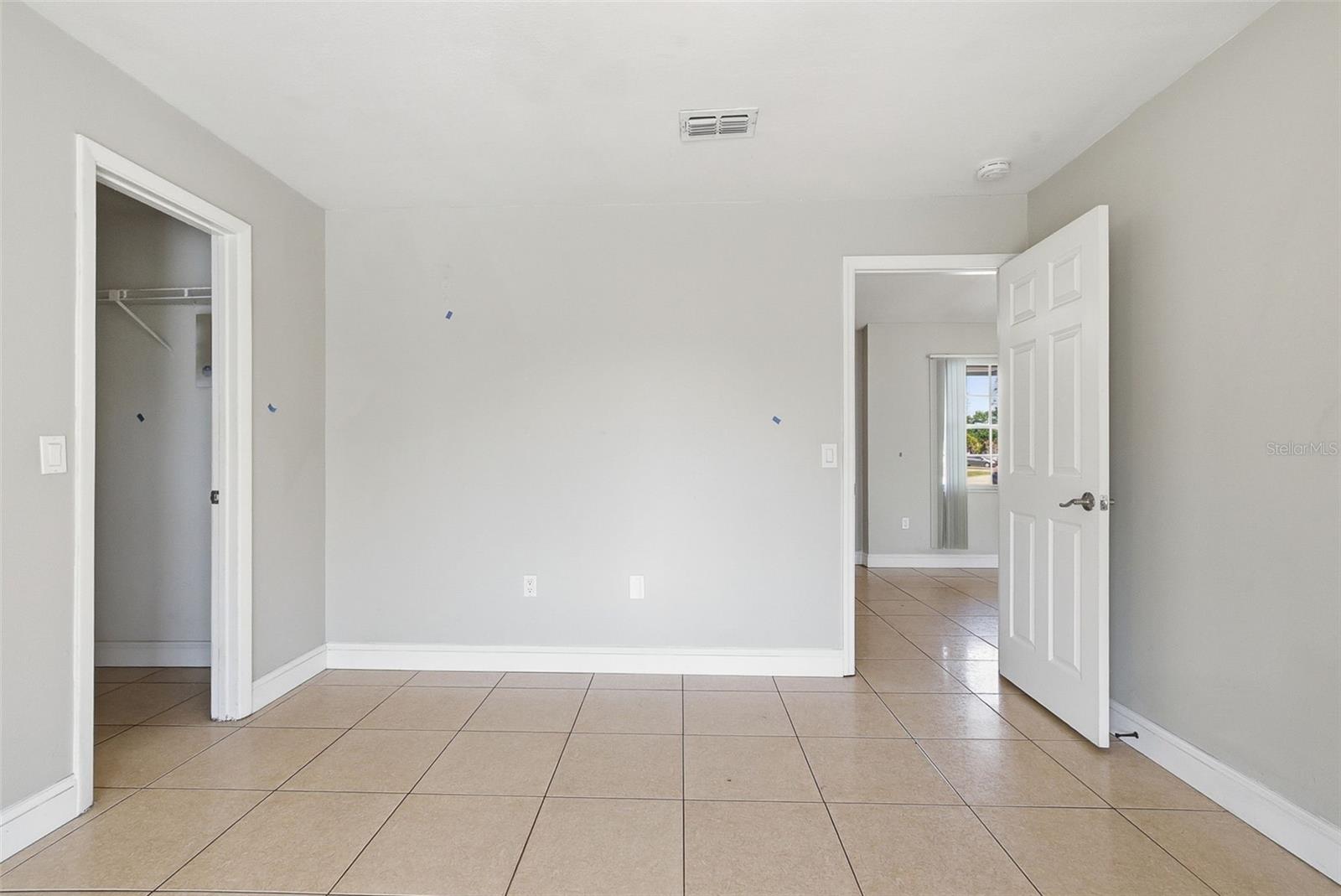 SOUTH POINTE - Residential