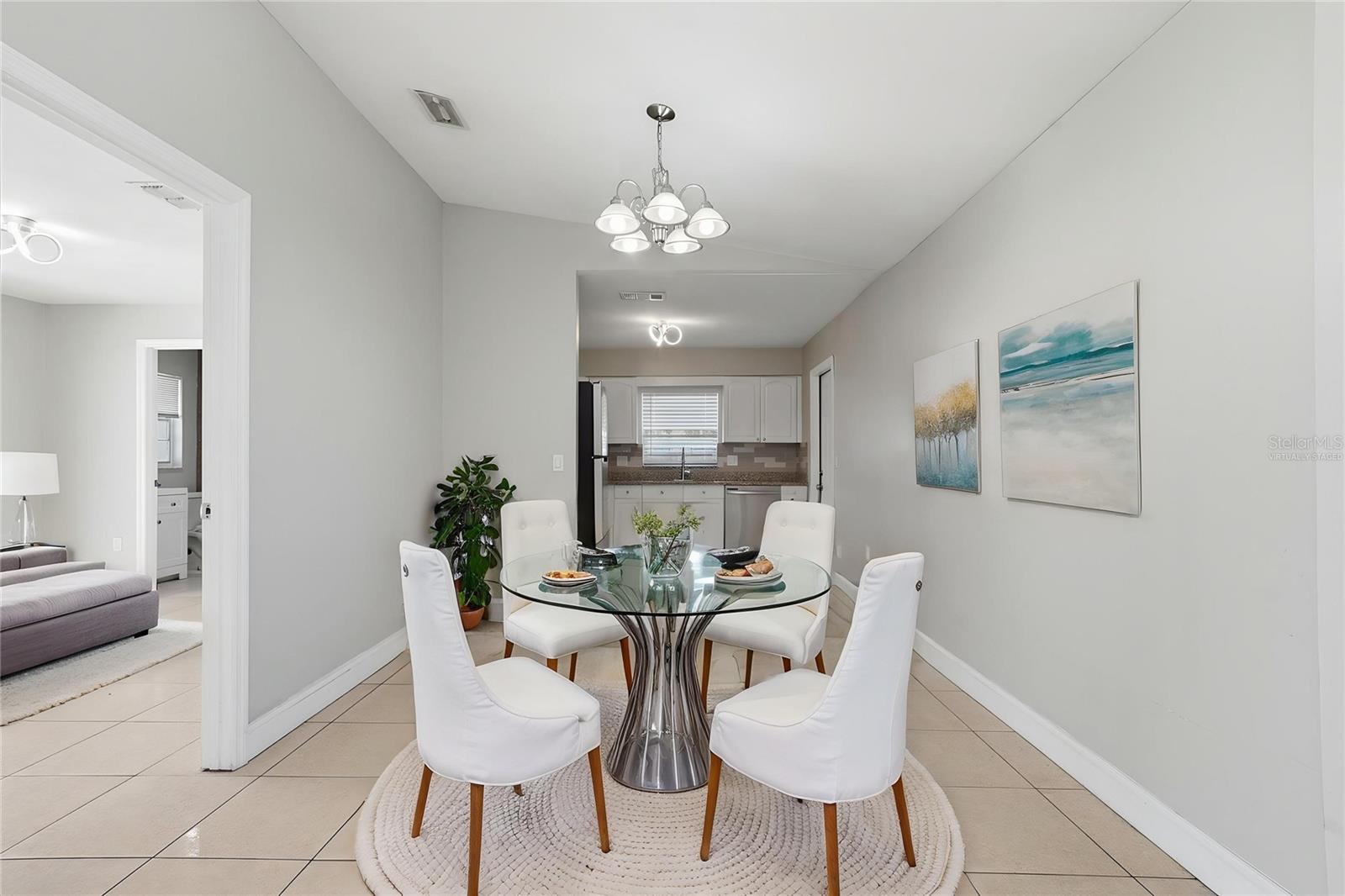 SOUTH POINTE - Residential