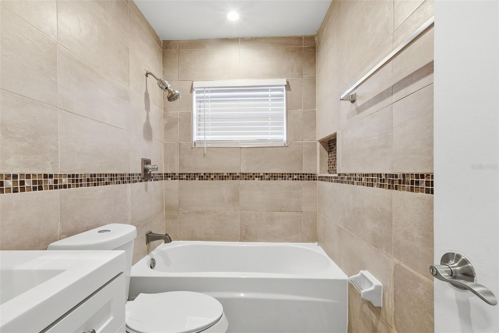 SOUTH POINTE - Residential